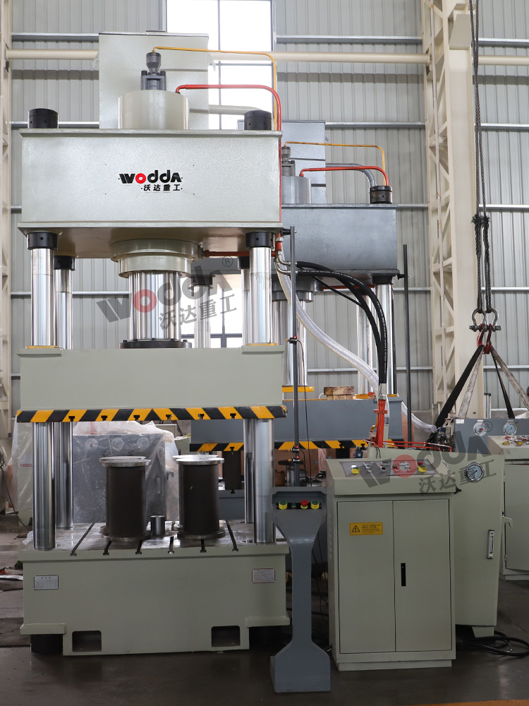 國标315噸液壓(yā)機(焊接件) 國标(biāo)315噸液壓機(焊接(jiē)件)