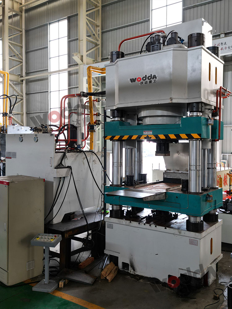 800噸(dun)鹽磚機