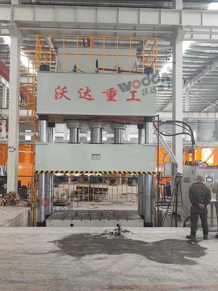 1000噸汽車(chē)配件拉(la)伸液壓(ya)機