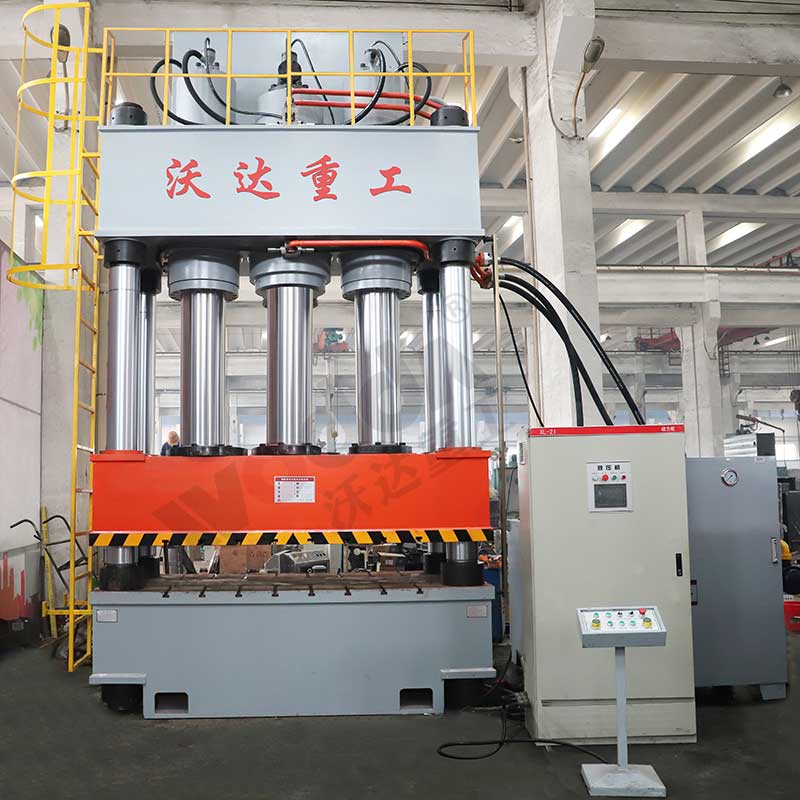 1000噸液壓(yā)機,1000噸油壓機(ji),1000噸四柱液壓(ya)機 1000噸液壓機(jī),1000噸油壓機,1000噸(dūn)四柱液壓機(jī)