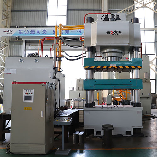 800噸牛羊舔磚(zhuan)液壓機_20公斤鹽磚(zhuan)液壓機