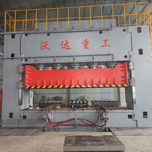 2000噸框架式(shì)液壓機_框(kuàng)架油壓機(jī)_油壓機價(jia)格