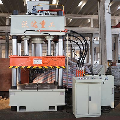 315噸封(fēng)頭拉伸液(yè)壓機_封頭(tou)油壓機