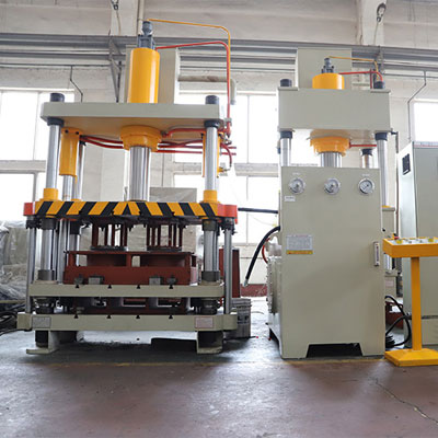 石墨壓(ya)塊成型(xing)液壓機(ji)